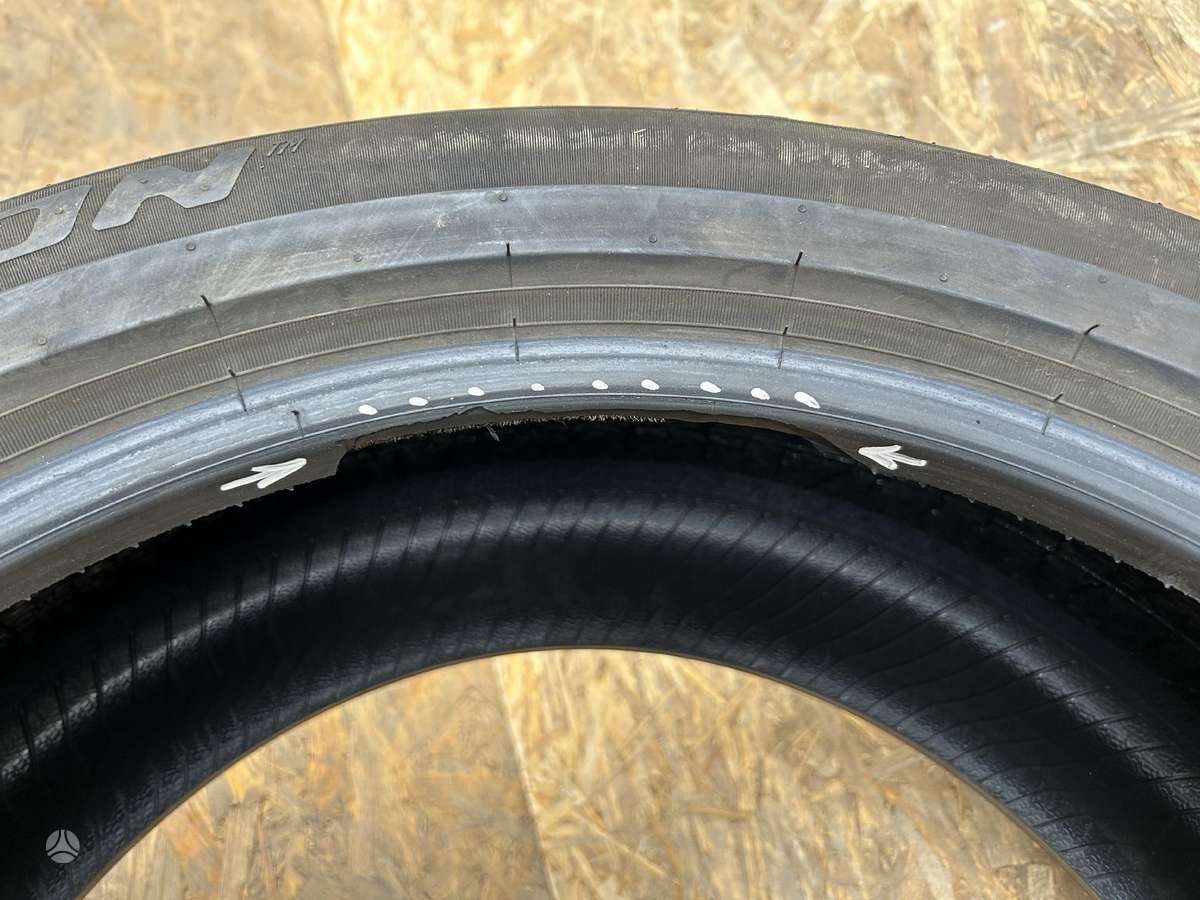 Pirelli SCORPION, summer 255/45 R19