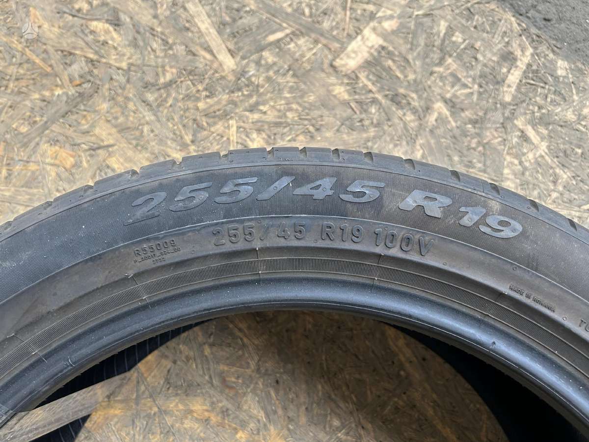 Pirelli SCORPION, летние 255/45 R19