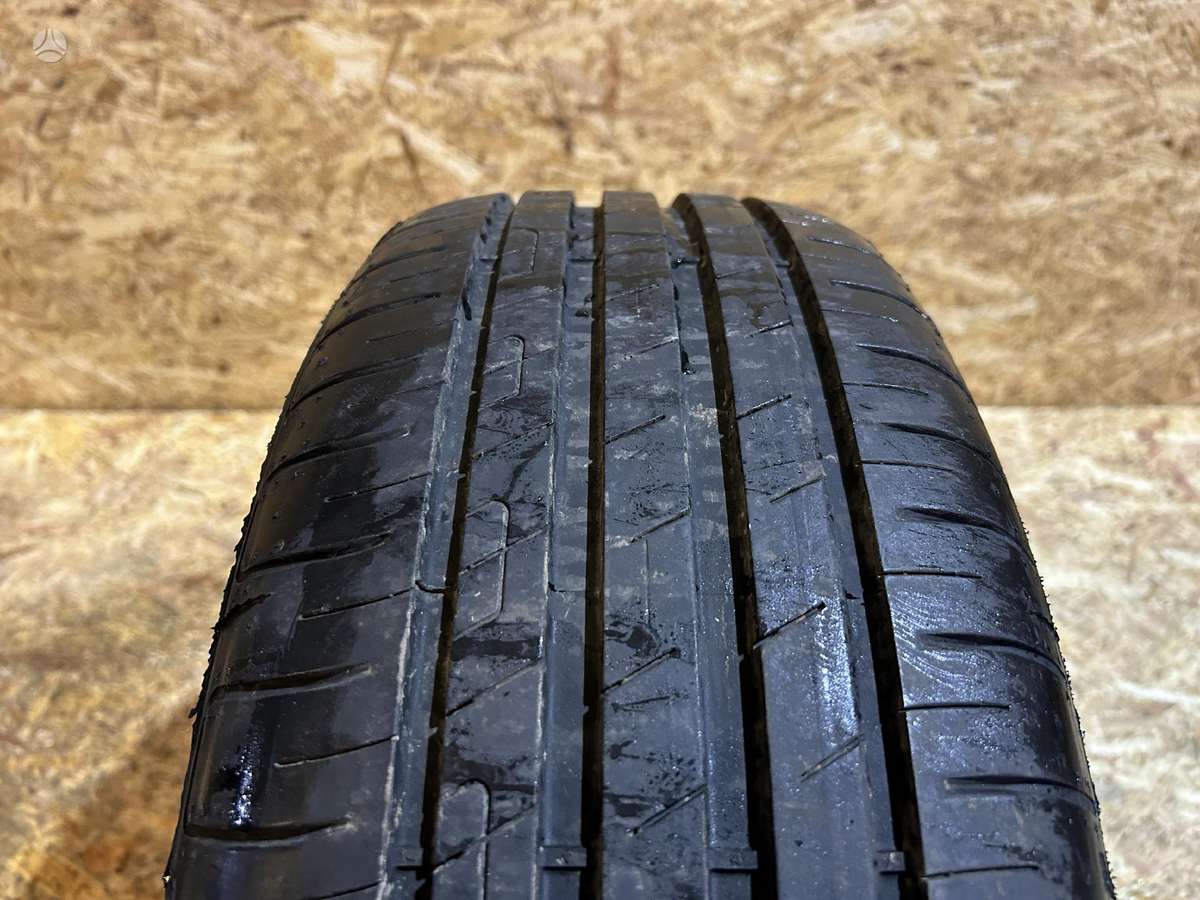 Goodyear Efficient GRIP Performance, летние 215/55 R17