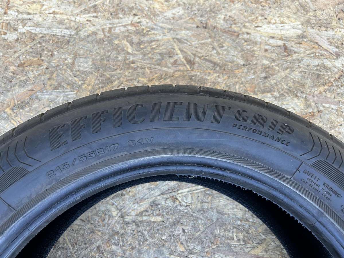 Goodyear Efficient GRIP Performance, летние 215/55 R17