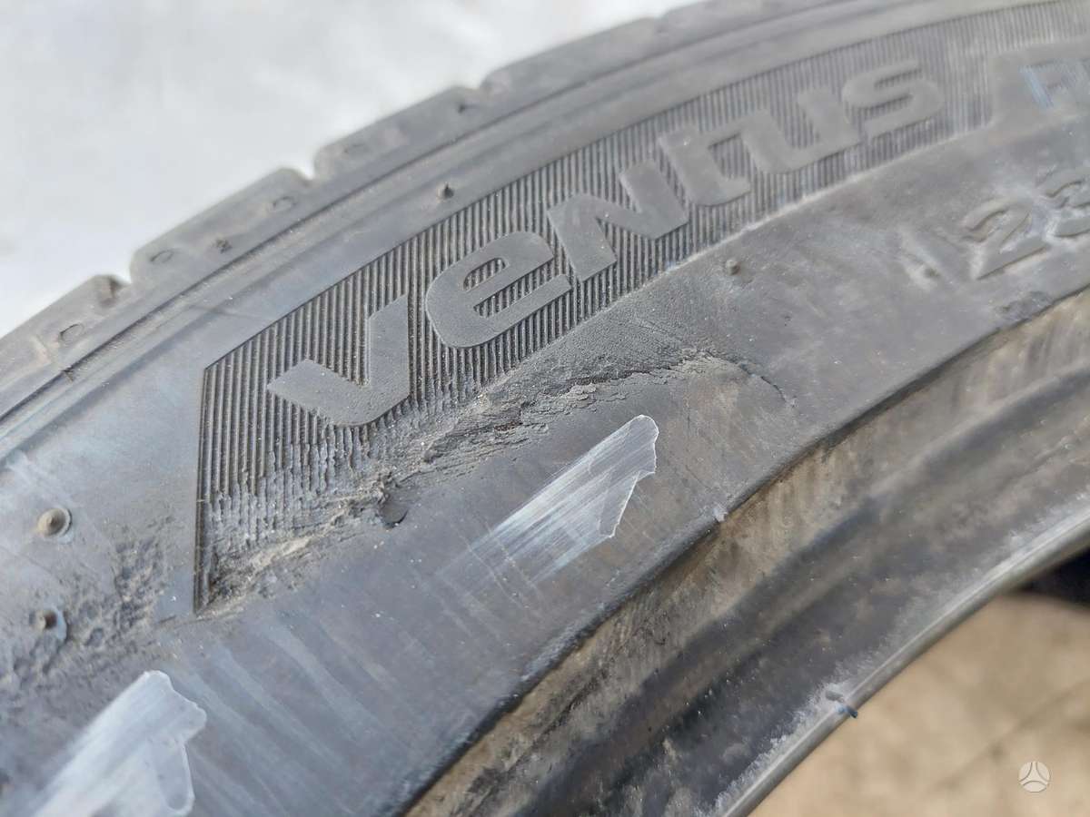 Hankook Ventus Prime 4, летние 235/45 R18
