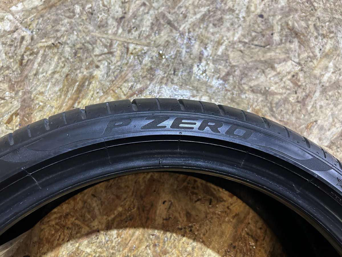 Pirelli P Zero, летние 205/40 R18