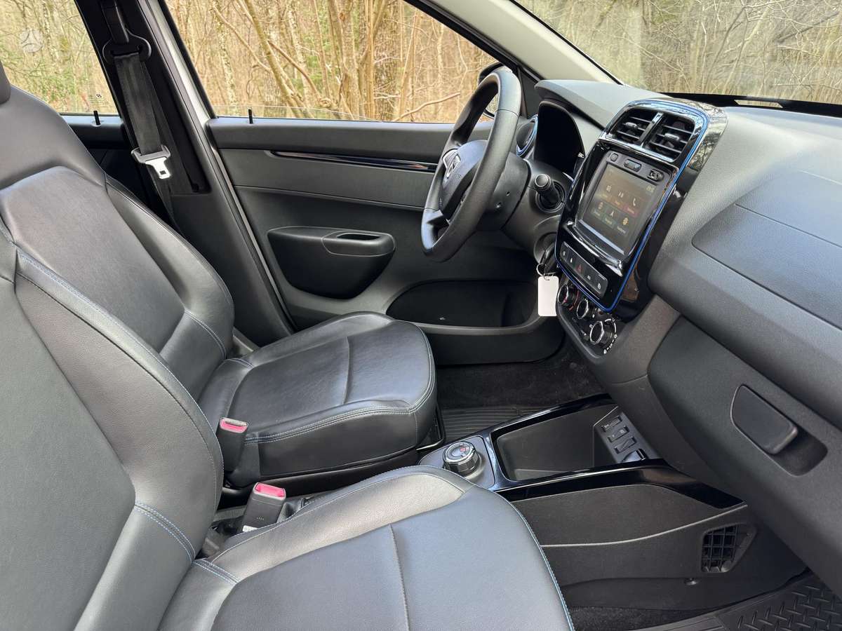 Dacia Spring, 33 kWh, hatchback