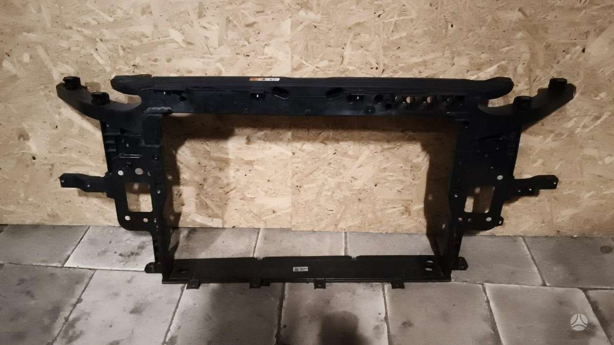 Hyundai Kona kėbulo dalys