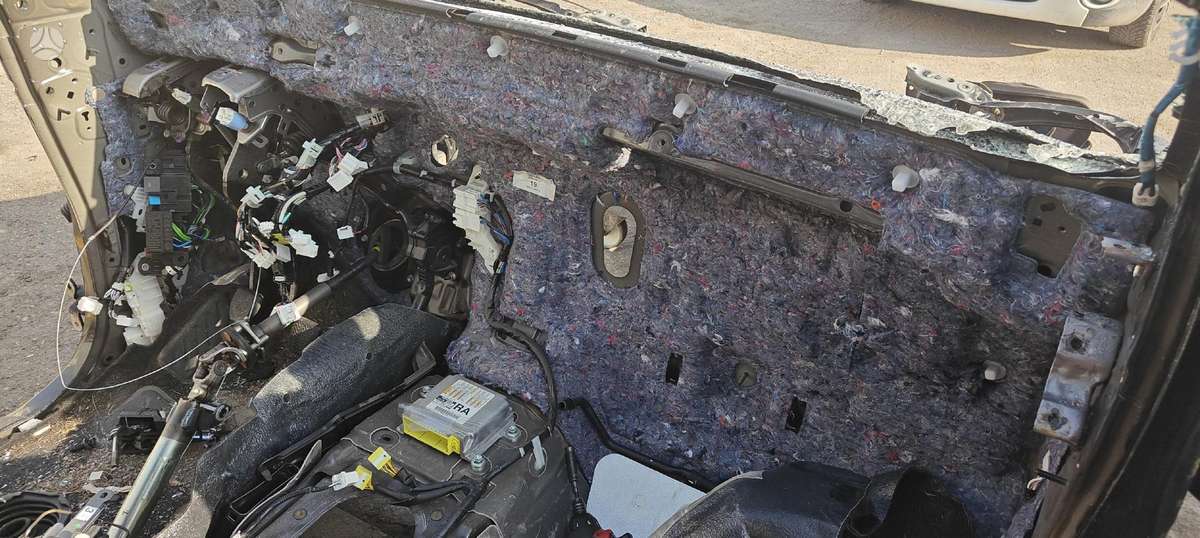 Toyota Hilux panelė
