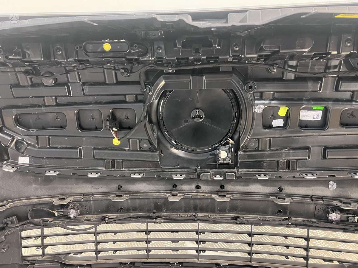 Mercedes-Benz EQB bumpers