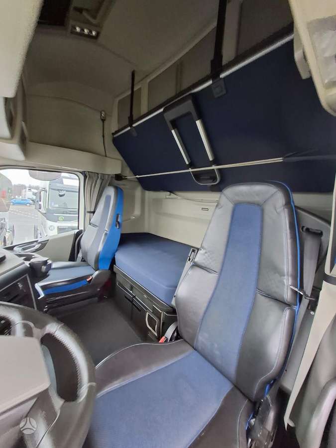 Volvo FH500 I-save XXL, double sleeper