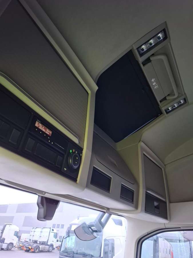 Volvo FH500 I-save XXL, double sleeper