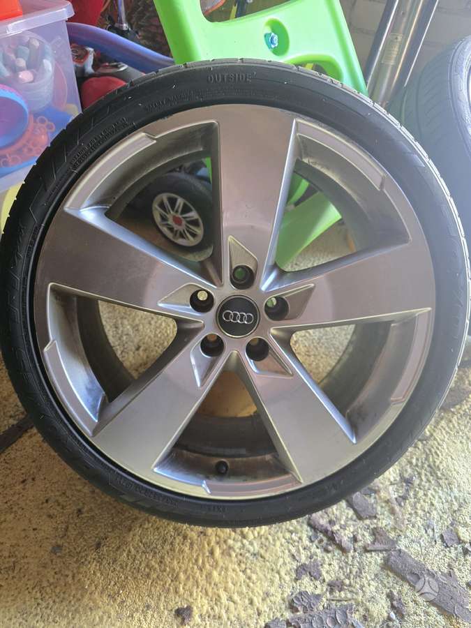 Audi, light alloy, R20
