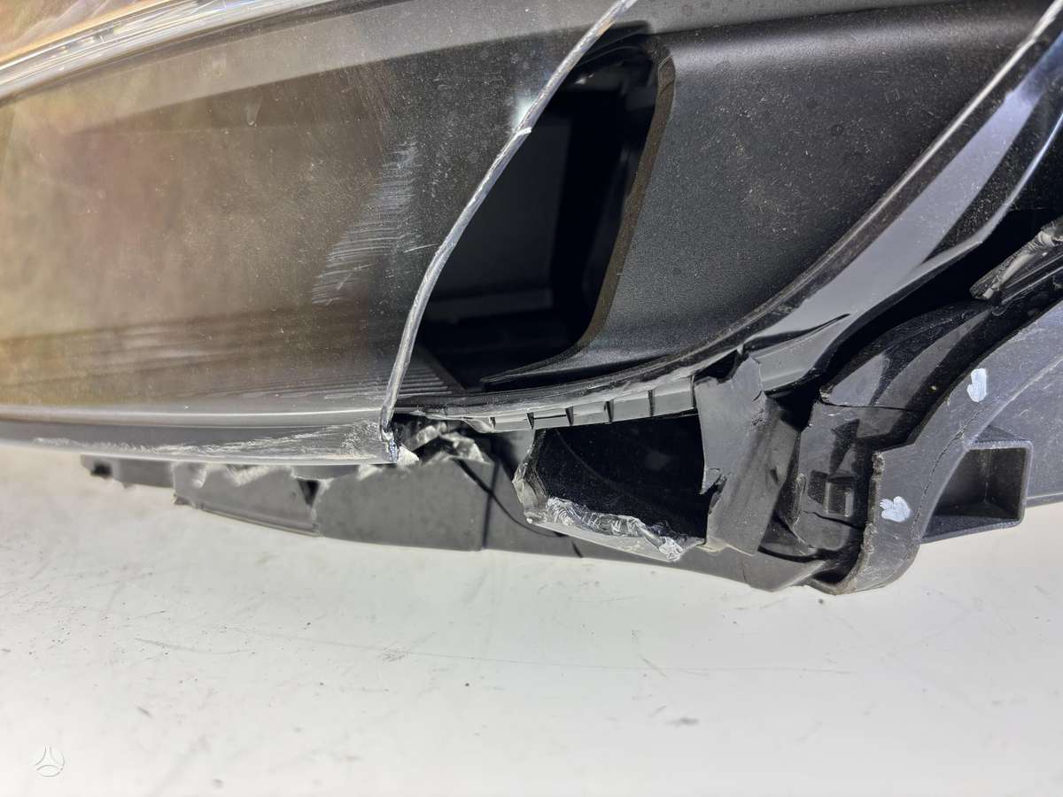Audi Q8, 4M8941035, Cen23388