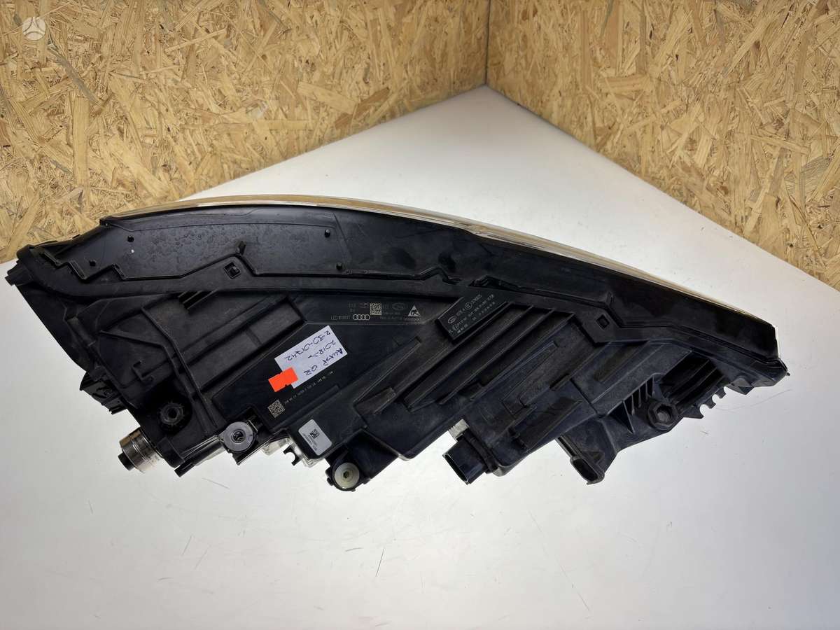 Audi Q8, 4M8941035, Cen23388
