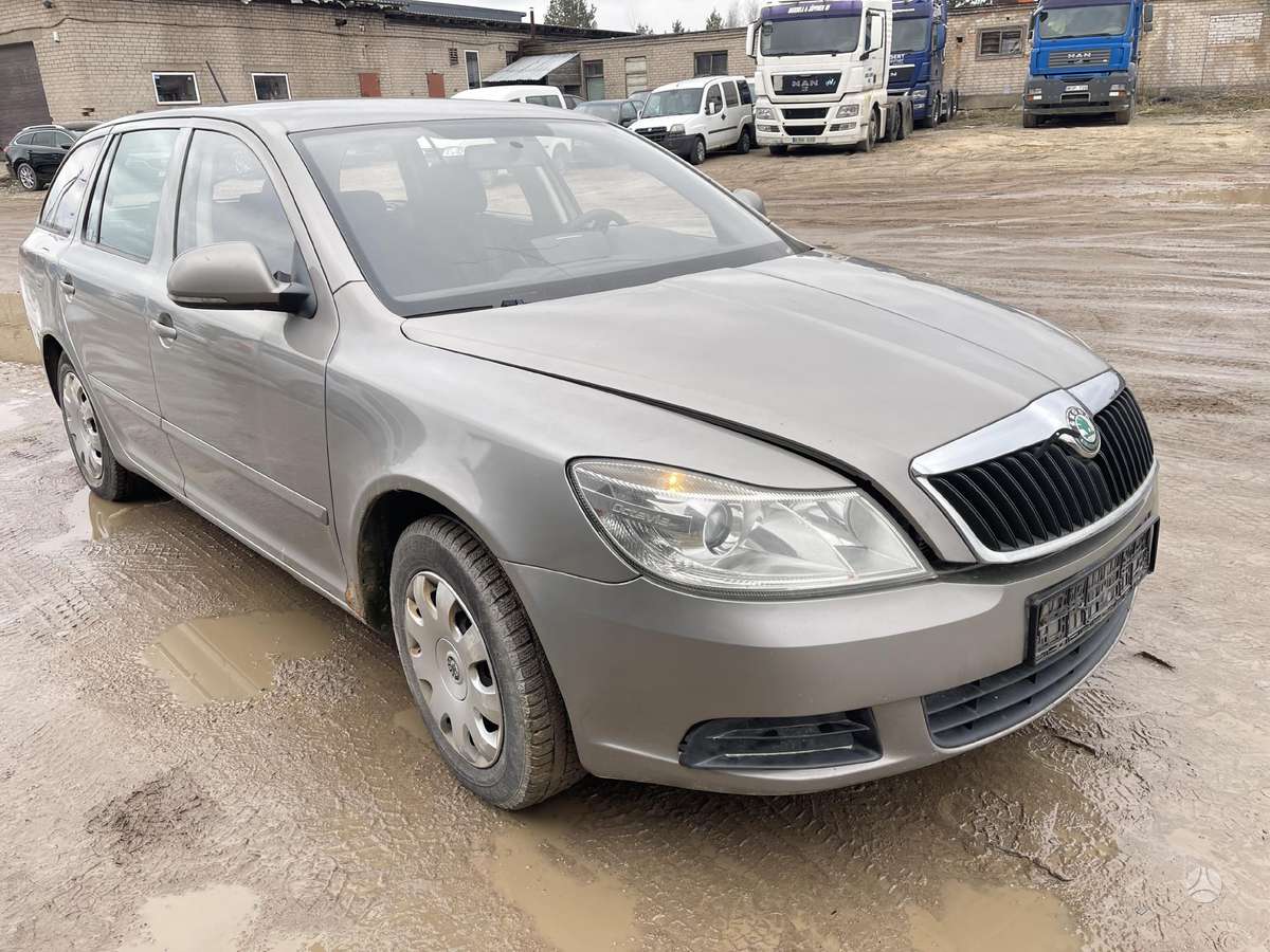 Skoda Octavia по частям