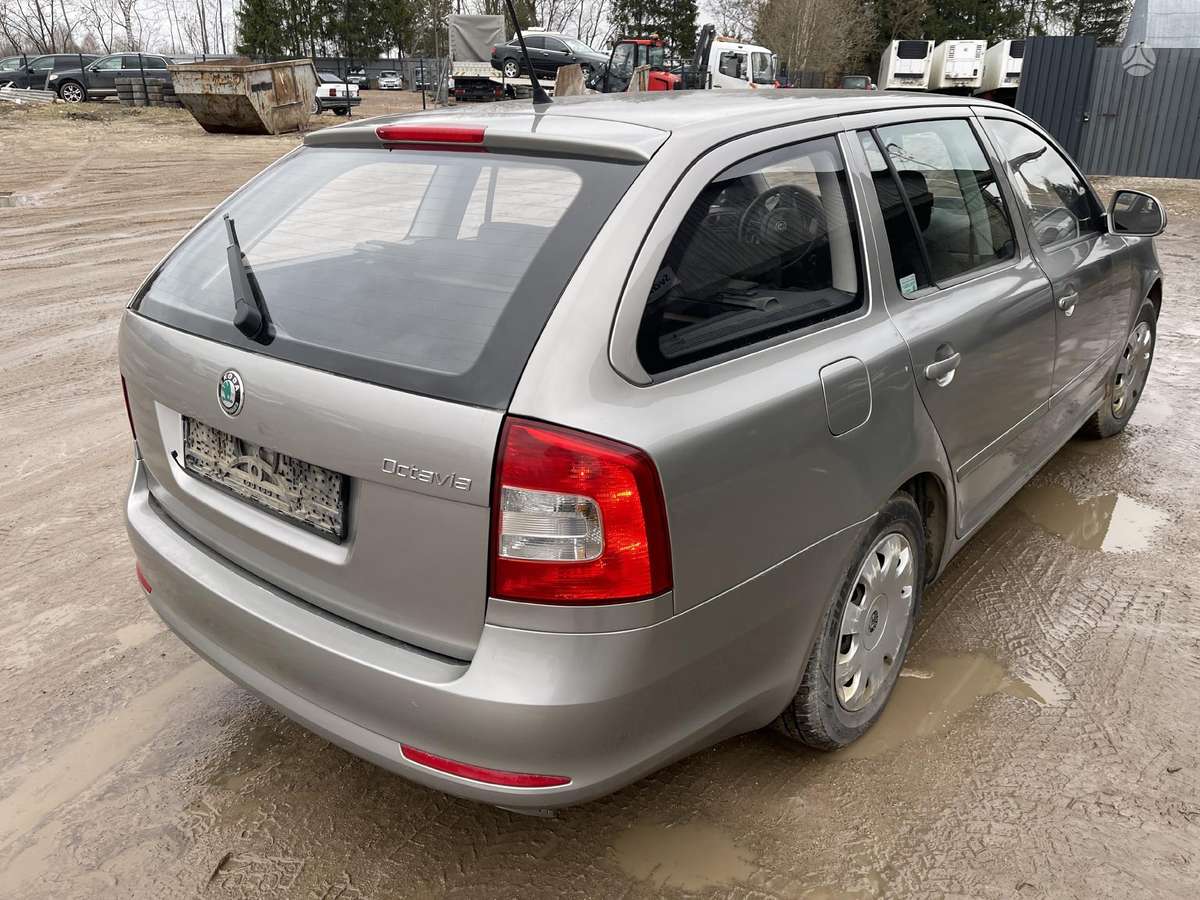 Skoda Octavia по частям