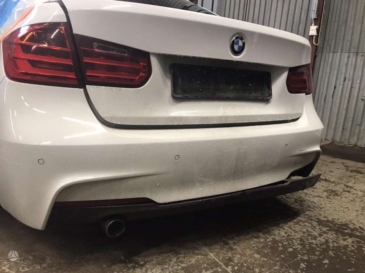 BMW 3 serija Alpinweiss