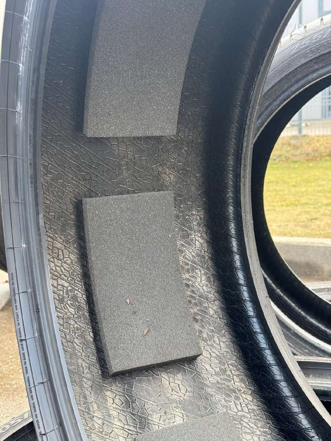 Pirelli P ZERO PZ4 PNCS, summer 305/30 R21
