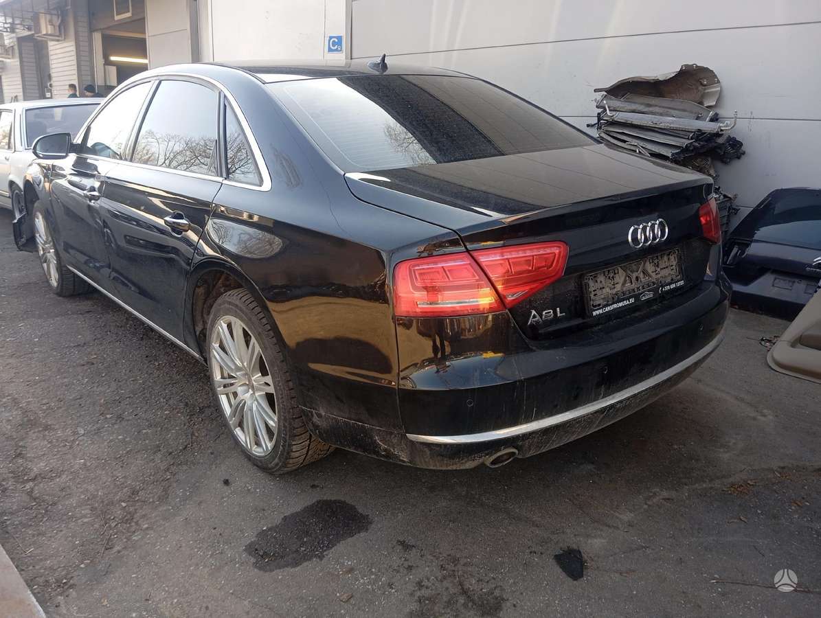 Audi A8 L