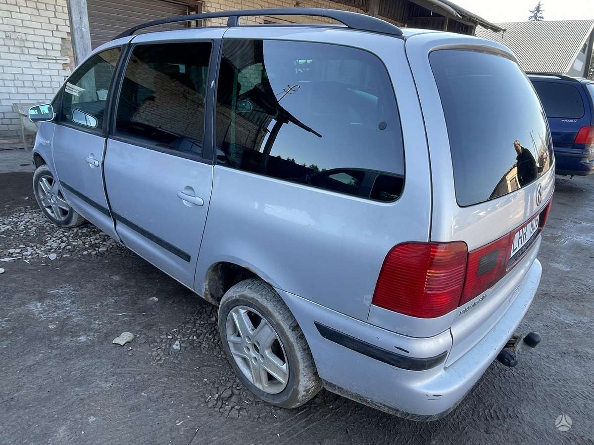 Volkswagen Sharan dalimis
