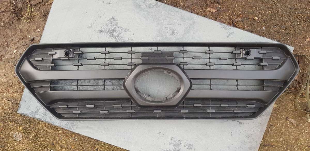 Toyota RAV4 kėbulo dalys
