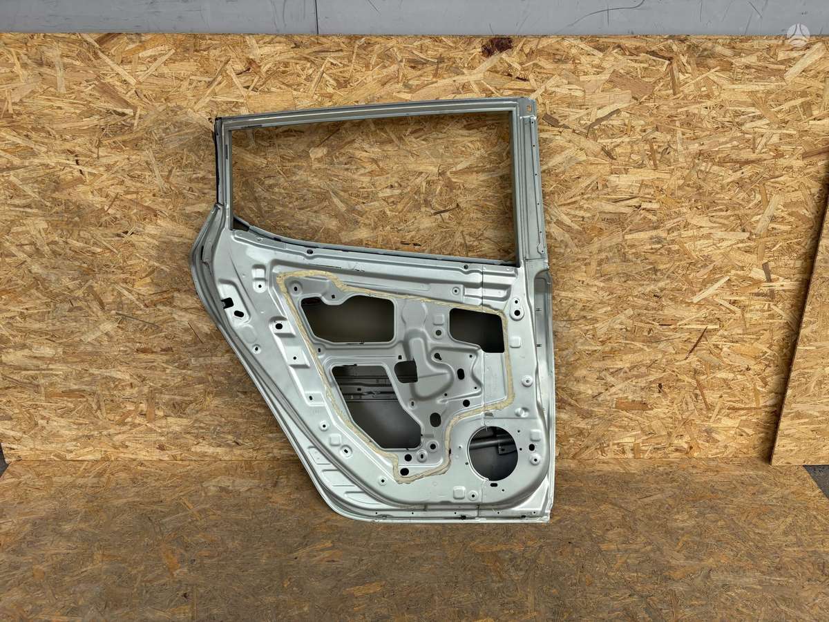 Nissan Leaf Cen23428