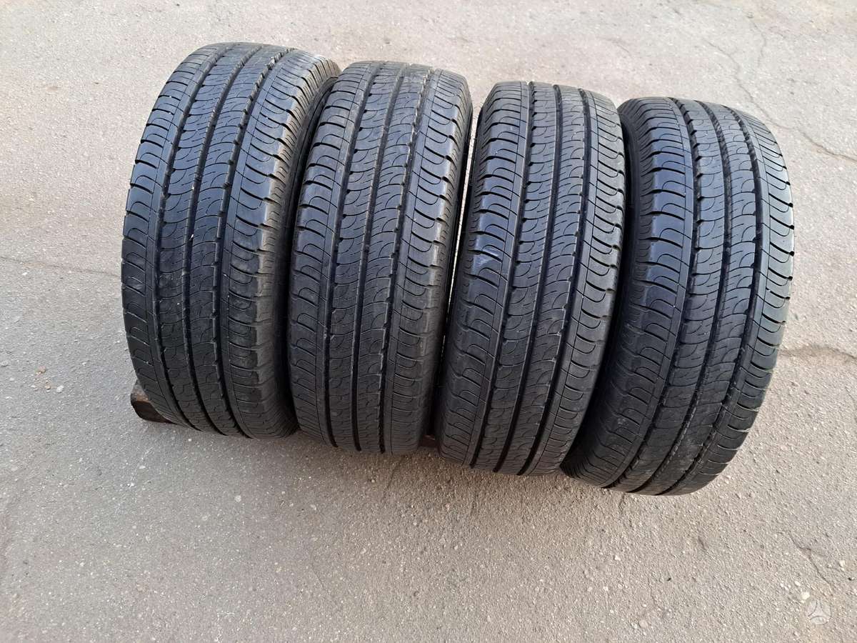 Goodyear Efficient Grip 2020-21', летние 215/65 R16