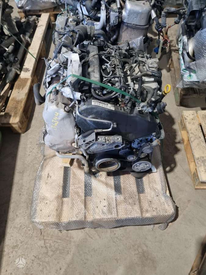 Volkswagen Golf, CLHA, engine