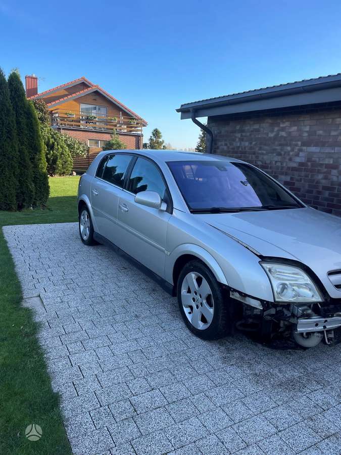 Opel Signum, 1.9 l., Хэтчбек