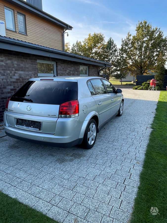 Opel Signum, 1.9 l., hatchback