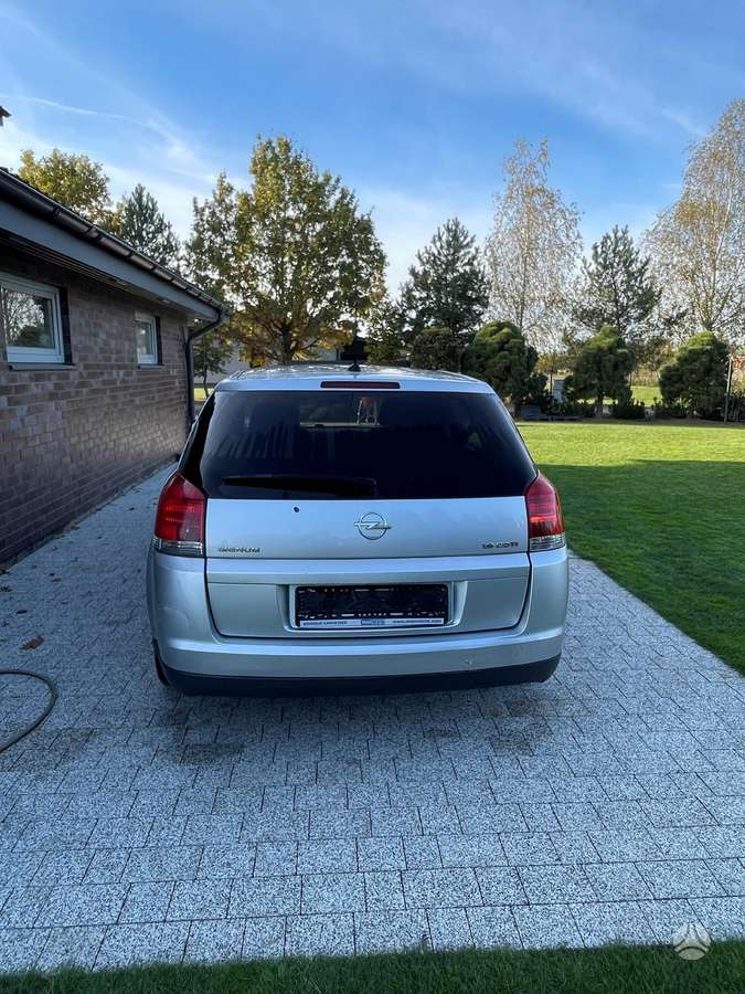 Opel Signum, 1.9 l., Хэтчбек