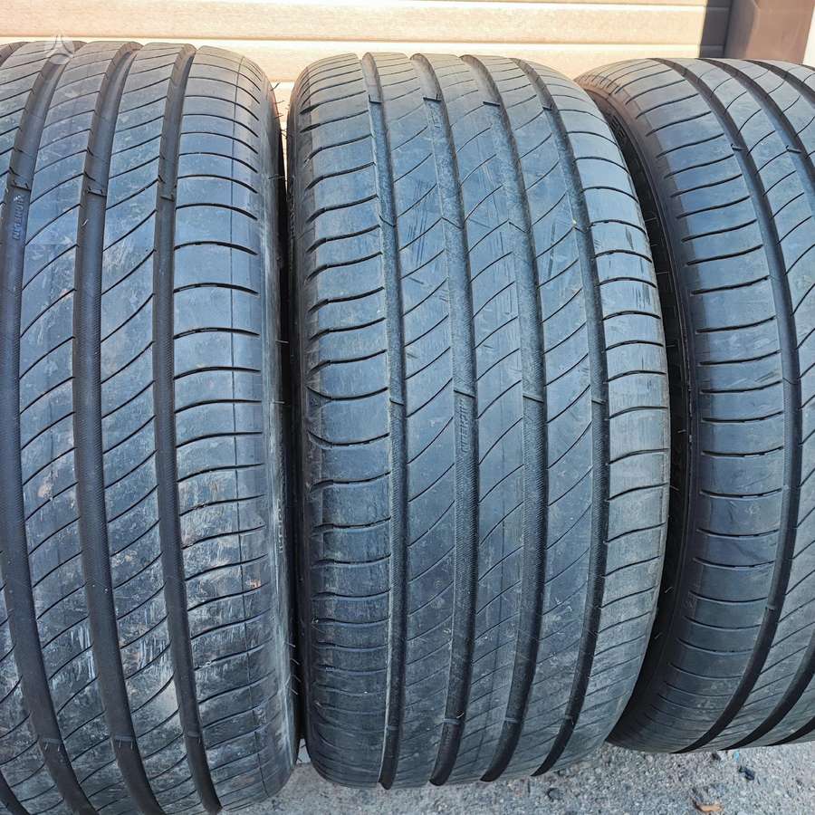 Michelin Primacy 4, vasarinės 235/40 R19