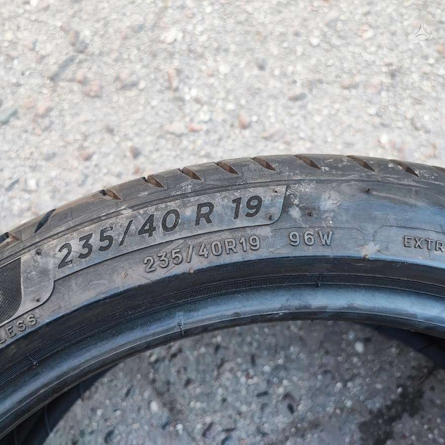 Michelin Primacy 4, summer 235/40 R19