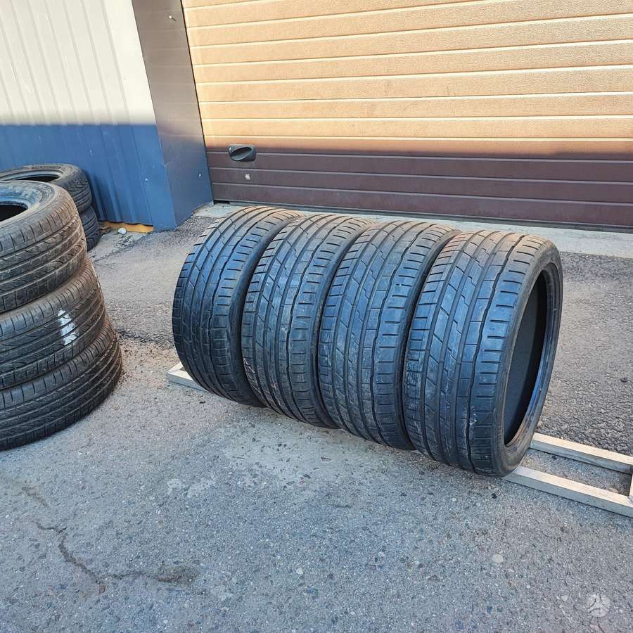 Hankook Ventus s1evo 3, summer 235/40 R19