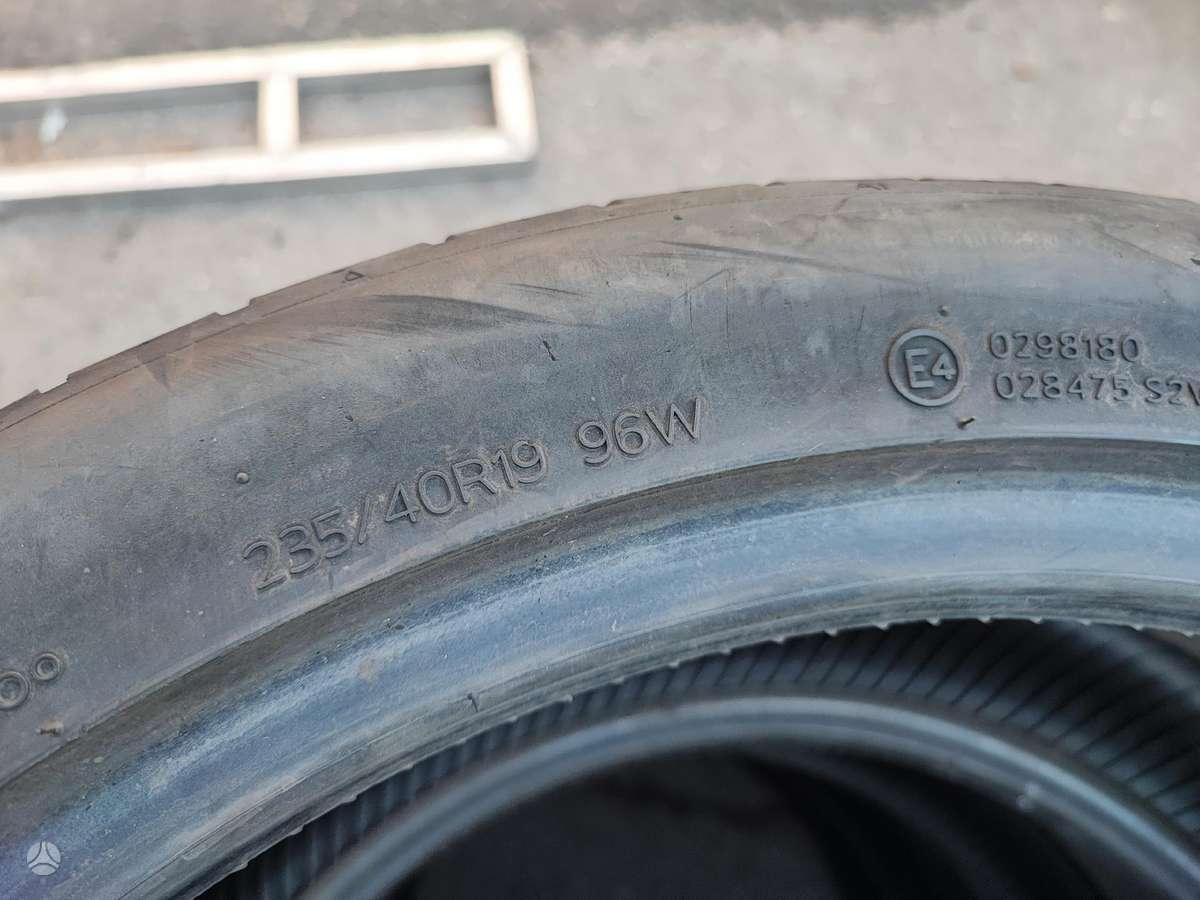 Hankook Ventus s1evo 3, summer 235/40 R19