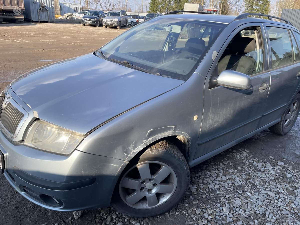 Skoda Fabia по частям
