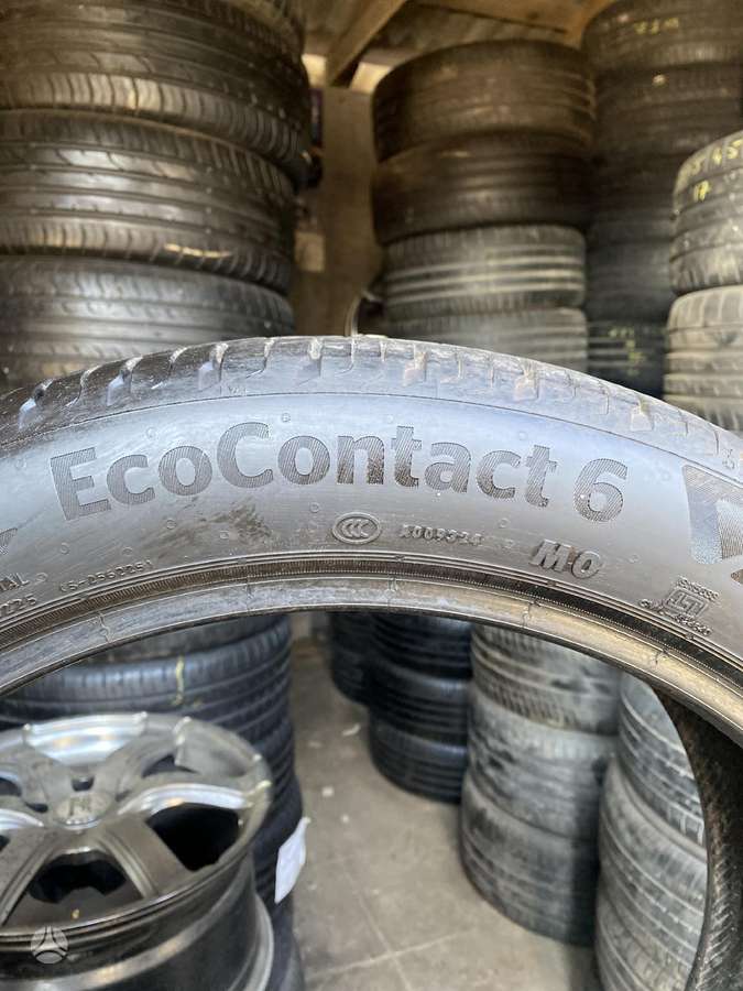 Continental EcoContact 6, летние 225/45 R18
