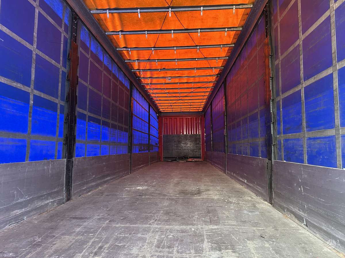 Krone Bort-schtora, curtainsider with dropside