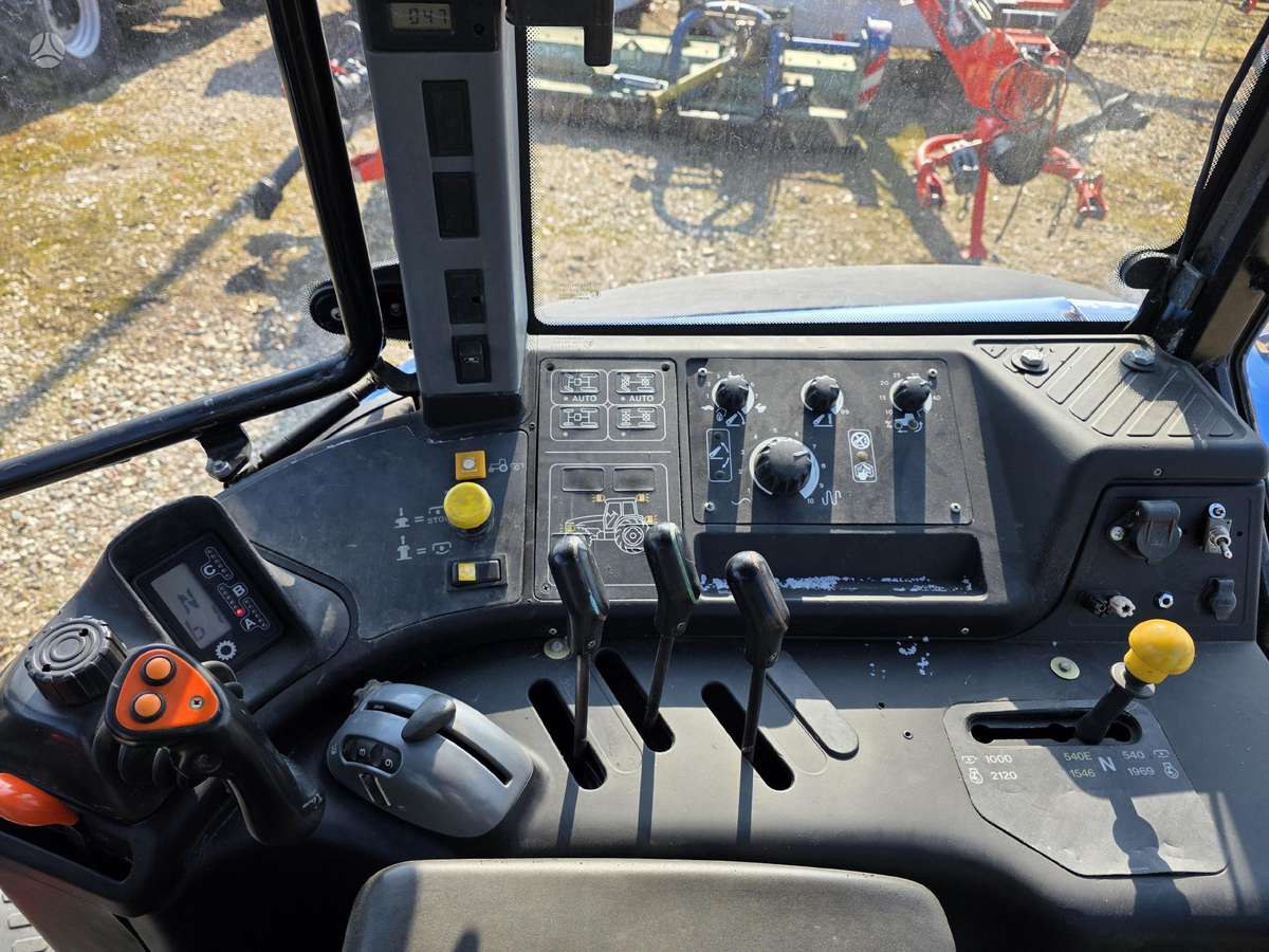 New Holland New holland TM 115, тракторы