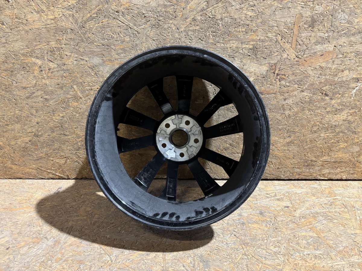 Skoda Karoq, 57A601025AS, Cen25347