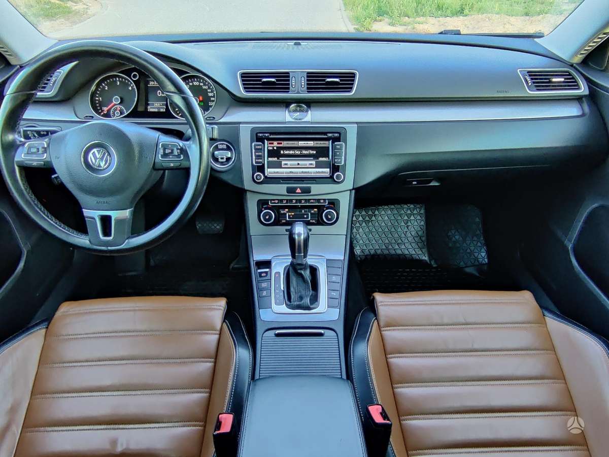 Volkswagen Passat, 2.0 l., universalas