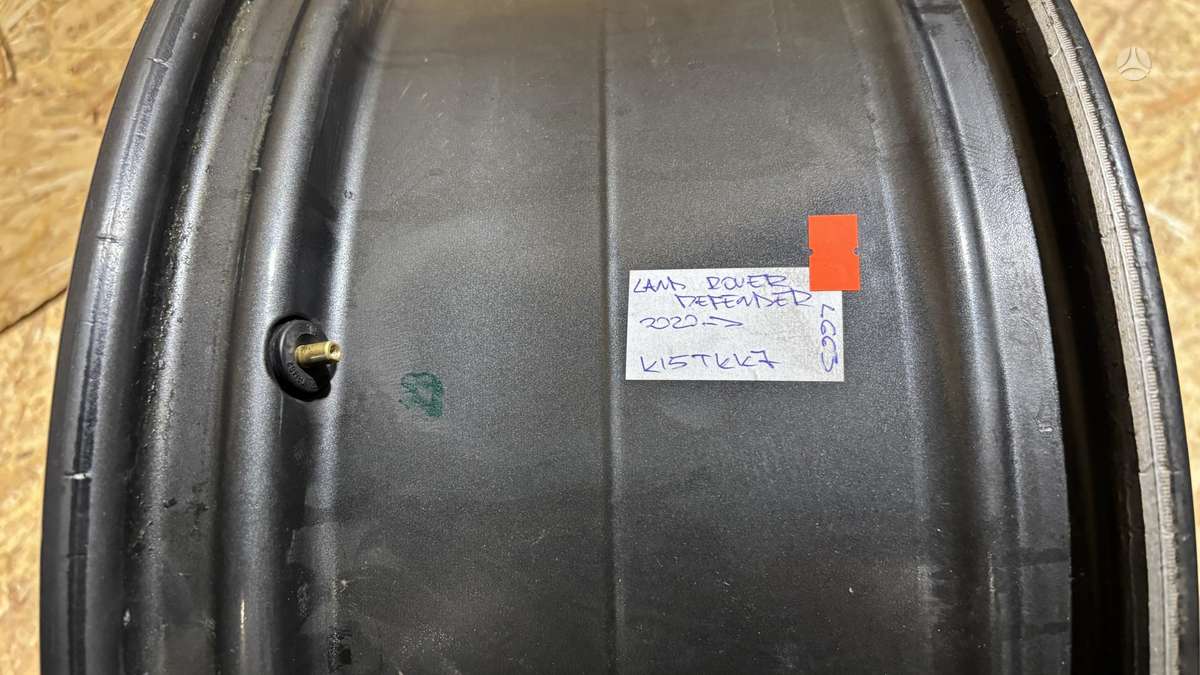 Land Rover Defender, L8BMCA, Cen24900