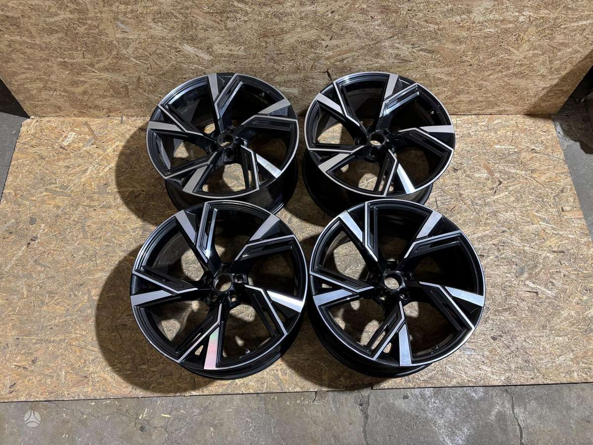 Audi RS 6, 4K0601025R, Cen25119