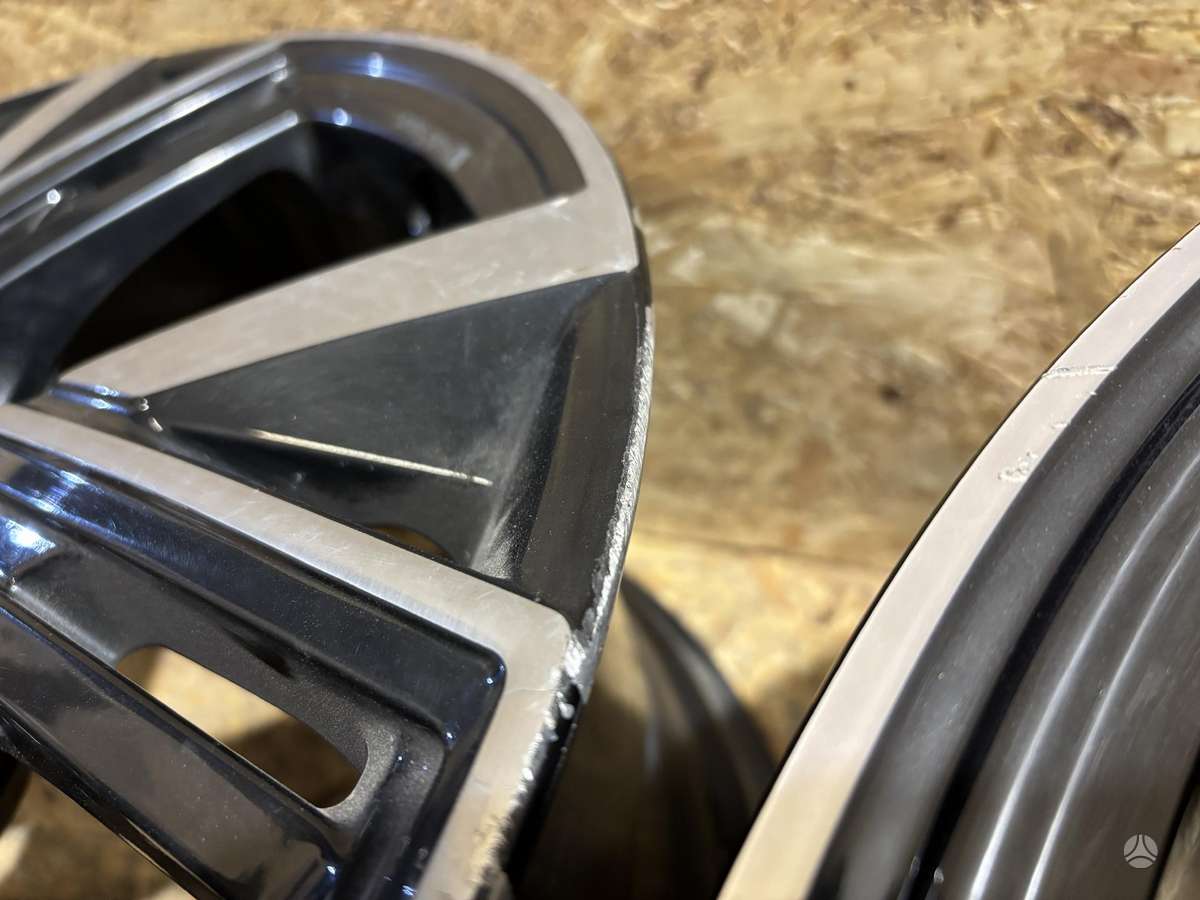 Audi RS 6, 4K0601025R, Cen25119