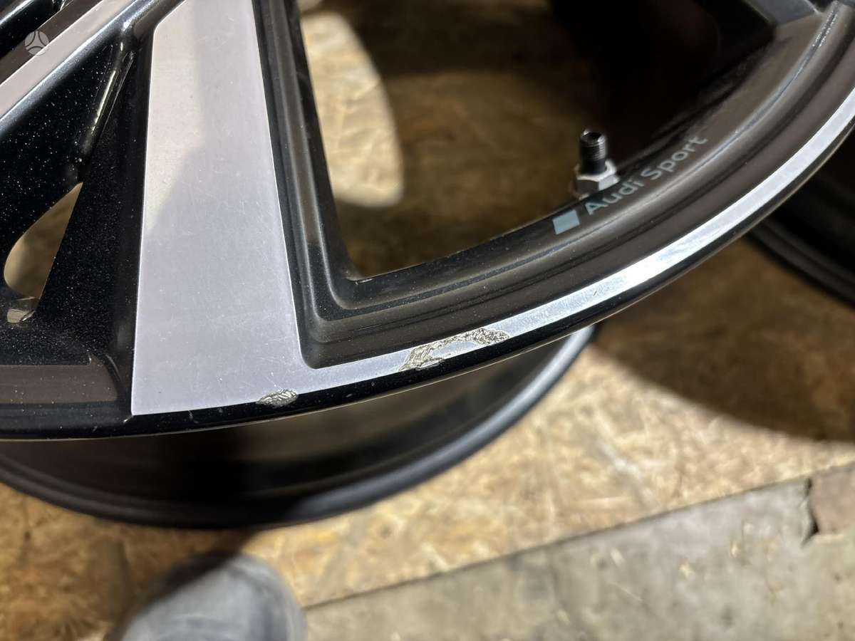 Audi RS 6, 4K0601025R, Cen25119