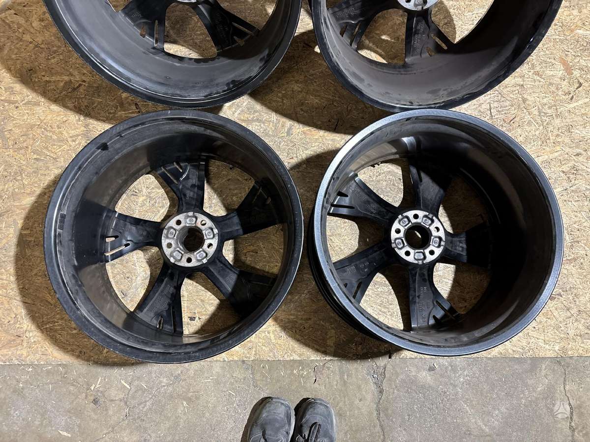 Audi RS 6, 4K0601025R, Cen25119