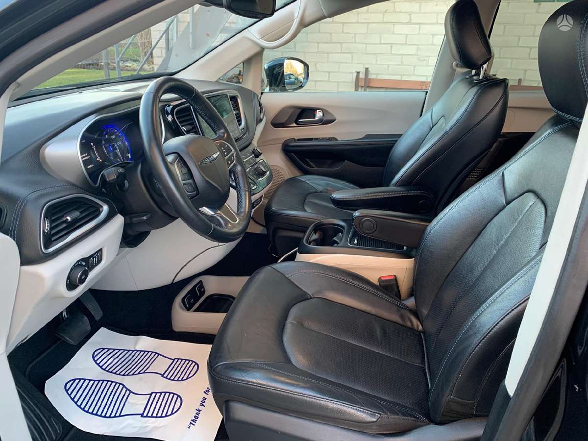 Chrysler Pacifica, 3.6 l., Минивэн