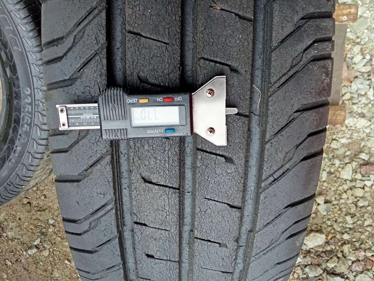 Continental, summer 235/65 R16