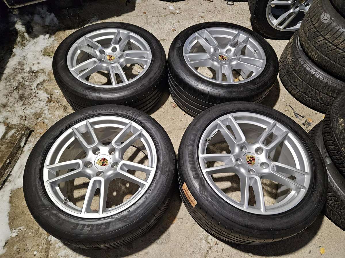 Porsche Panamera, light alloy, R19