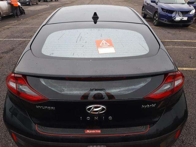 Hyundai IONIQ по частям