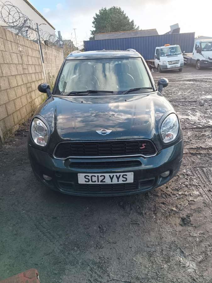 Mini Countryman по частям