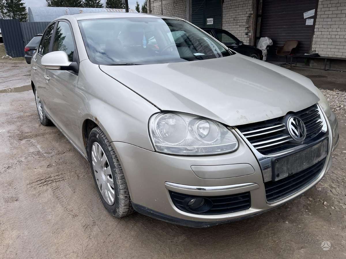 Volkswagen Jetta rezerves daļās