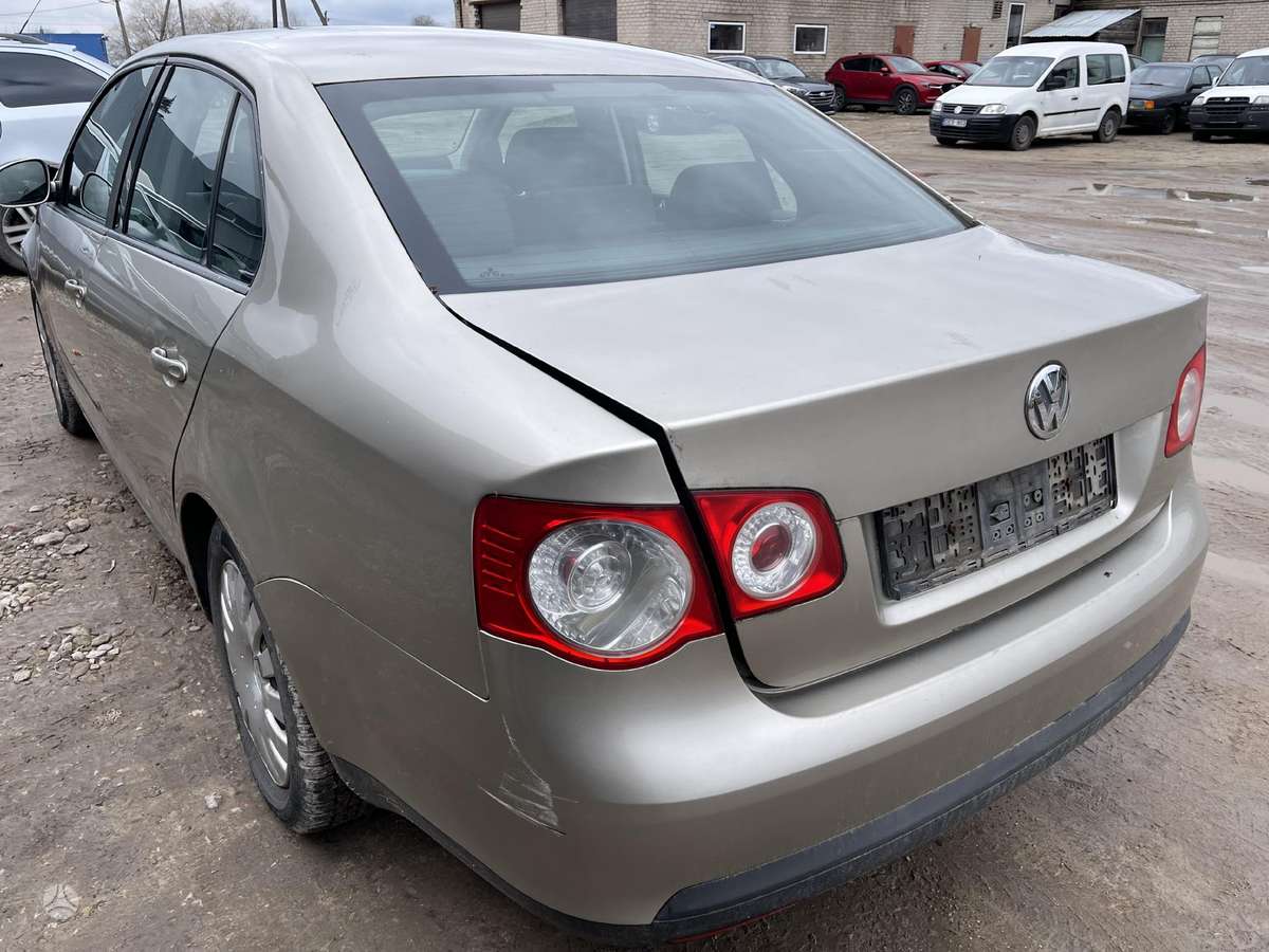 Volkswagen Jetta rezerves daļās